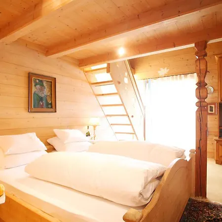 Rosis Sonnbergstuben Отель