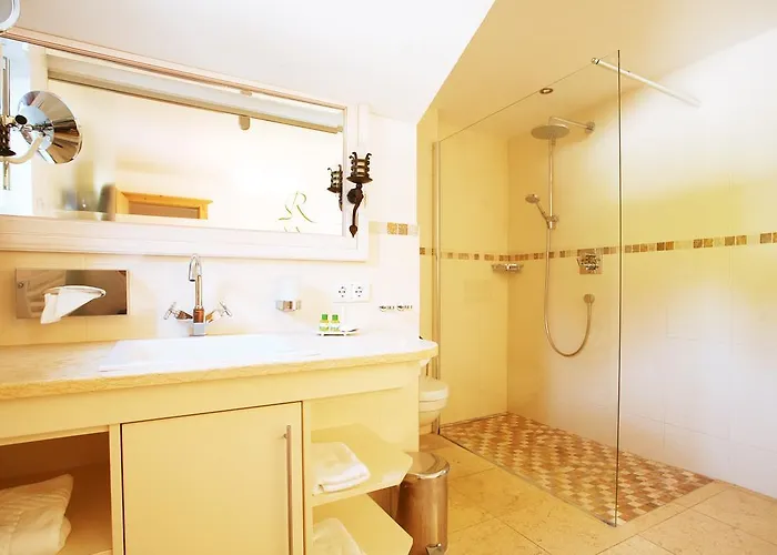 Hotel Rosis Sonnbergstuben 4*